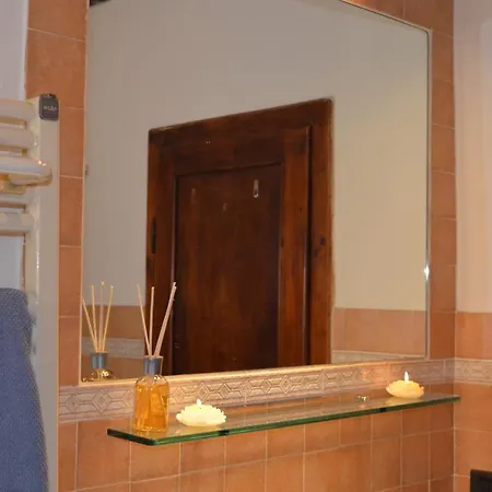 Domus Apartment *